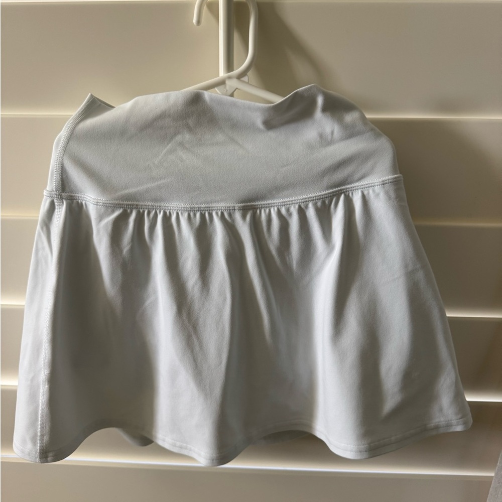 Lululemon Align High-Rise Skirt in white- Size 4